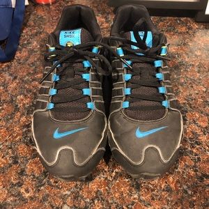 Nike Shox NZ Sneakers